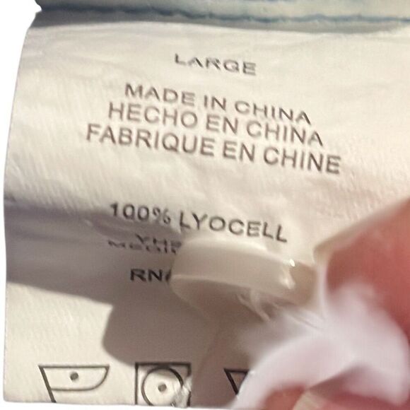 Thread & Supply Blue Star Print Button-up Chambray Frayed Hem Shirt Ladies Large - Picture 6 of 11